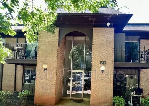 342 Orchard Trace Ln #8, Charlotte, NC 28213
