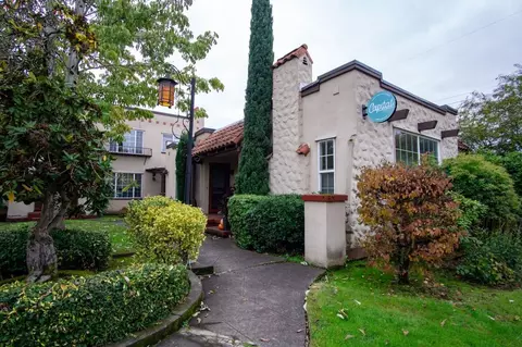 2010 SE Sherman St #3, Portland, OR 97214