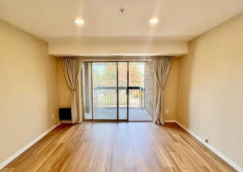 7901 Badenloch Way #1, Gaithersburg, MD 20879