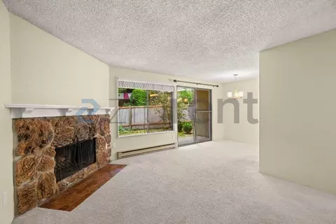 12528 NE 117th Pl #E5, Kirkland, WA 98034
