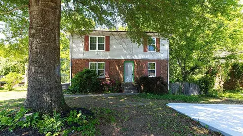 626 Netherlands Dr, Hermitage, TN 37076