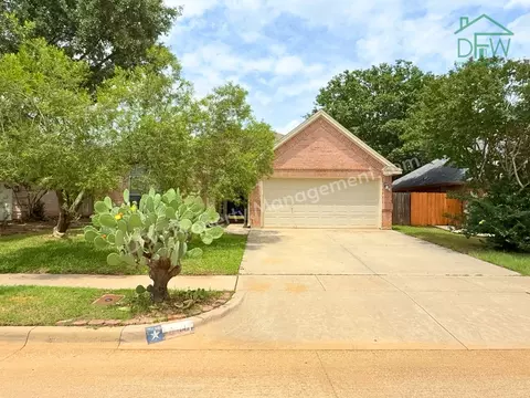 9091 San Joaquin Trl, Fort Worth, TX 76118