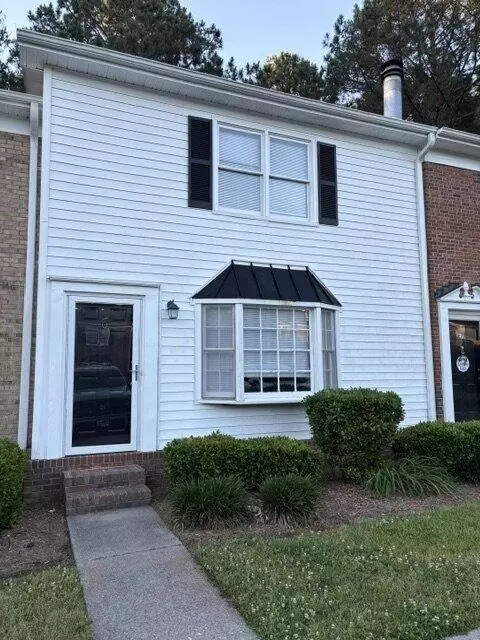 100 David Dr #E6, Greenville, NC 27858