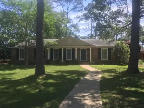 1906 Robinhood Rd, Albany, GA 31707