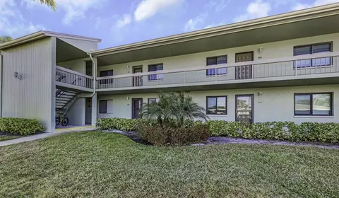 122 Caryl Way #1, Oldsmar, FL 34677
