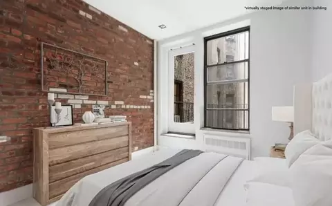 127 E 7th St #1W, New York, NY 10009