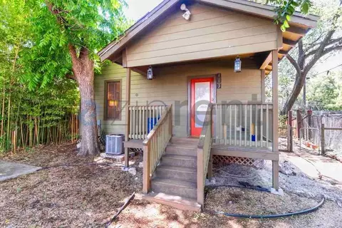 403 San Saba St #A, Austin, TX 78702