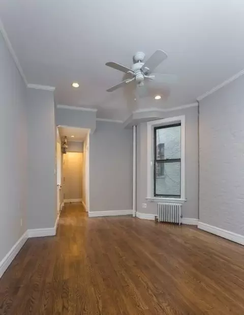 248 Mott St #18, New York, NY 10012