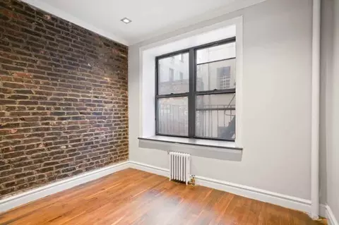 432 E 13th St #8, New York, NY 10009
