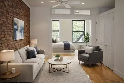 120 12 1st Ave #3, New York, NY 10009