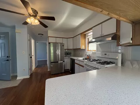 29 Wood St #2, Rutherford, NJ 07070