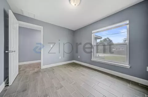 117 Pine Ln, Lehigh Acres, FL 33973