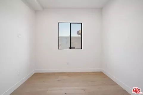 735 N Gramercy Pl, Los Angeles, CA 90038