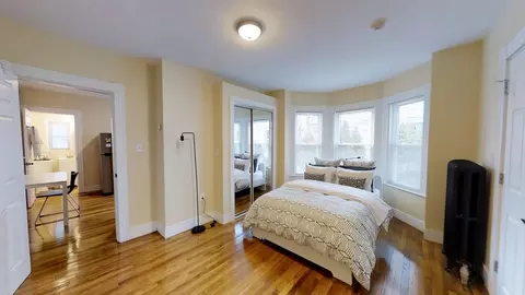 5 Blake St #1, Cambridge, MA 02140