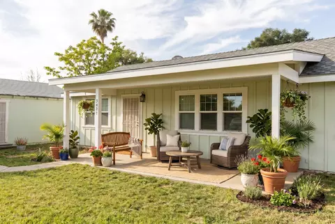 2577 Beaumont St, Sacramento, CA 95815