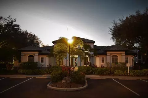5809 Legacy Crescent Pl #203, Riverview, FL 33578
