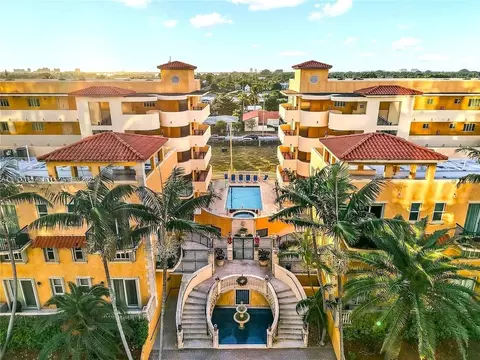 8888 Collins Ave, Surfside, FL 33154