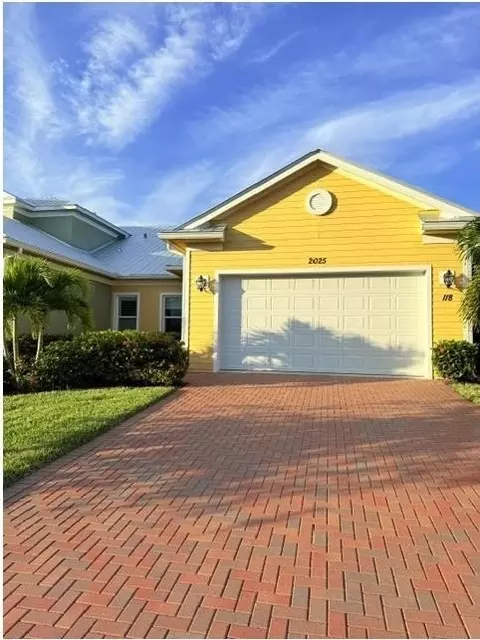 2025 Bridgepointe Cir #118, Vero Beach, FL 32967