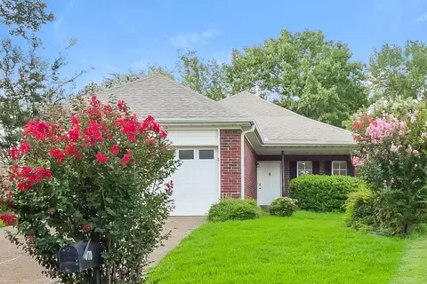 8170 Timber Knoll Ln, Memphis, TN 38018