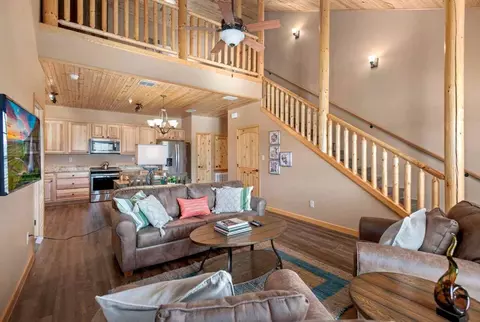 1554 Gruene Rd #1385477P, New Braunfels, TX 78130