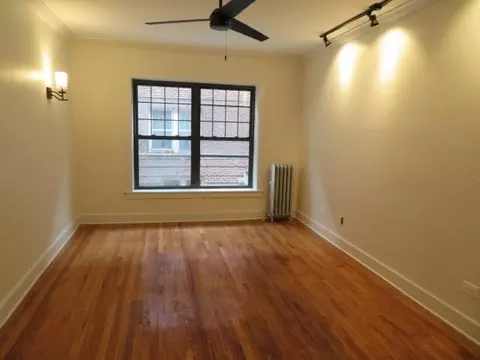 845 W Agatite Ave #855-1W, Chicago, IL 60640