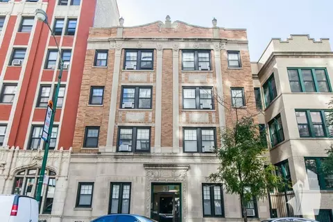 511 W Belmont Ave #2, Chicago, IL 60657