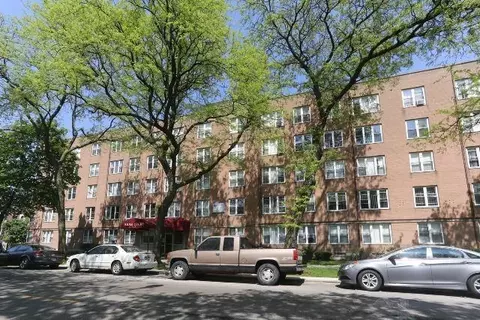 7333 N Ridge Blvd #112, Chicago, IL 60645