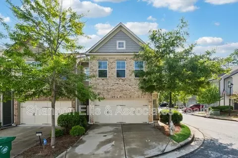 1499 River Oak Ln, Stone Mountain, GA 30083