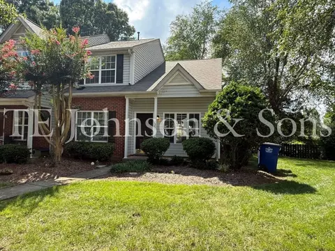 3355 Kensington Pl #504, Winston Salem, NC 27103