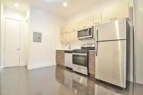 70 Brooklyn Ave #10, Brooklyn, NY 11216