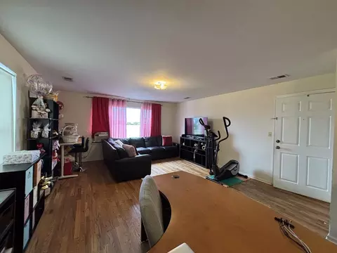 76 Port Ave #2, Elizabeth, NJ 07206