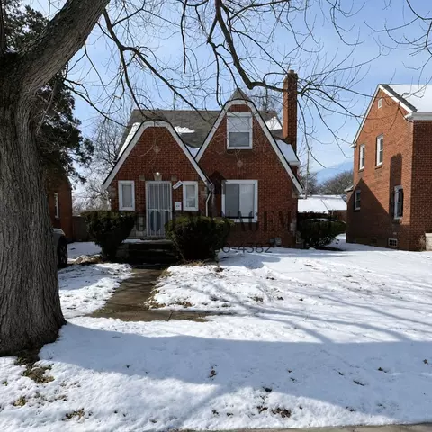 10015 Robson St, Detroit, MI 48227