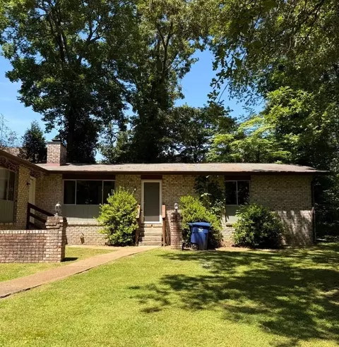 905 Forest Dale Ln #B, Chattanooga, TN 37343