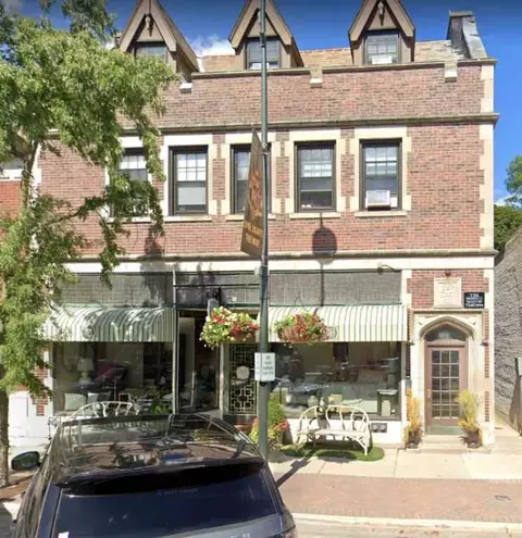 731 Elm St #301, Winnetka, IL 60093