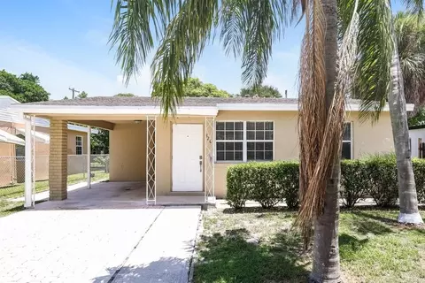 826 S D St, Lake Worth, FL 33460