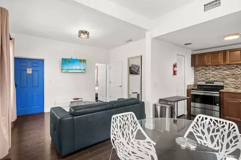 1040 10th St #1540464P, Miami Beach, FL 33139