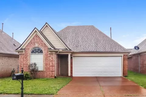 7851 Fallstone Rd, Memphis, TN 38125