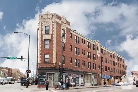 2779 N Milwaukee Ave #301, Chicago, IL 60647