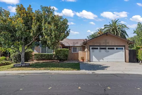 23 Cedar Way, Milpitas, CA 95035
