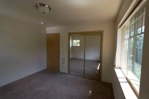 1721 Patterson Aly #B, Eugene, OR 97401