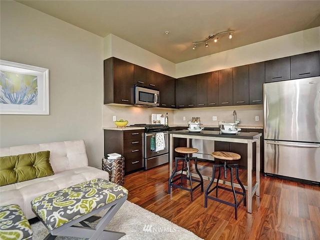 2960 Eastlake Ave E #305, Seattle, WA 98102