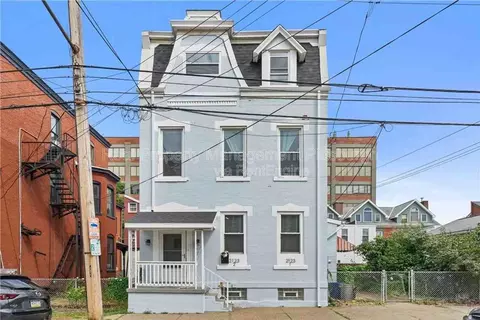 2123 Sidney St, Pittsburgh, PA 15203