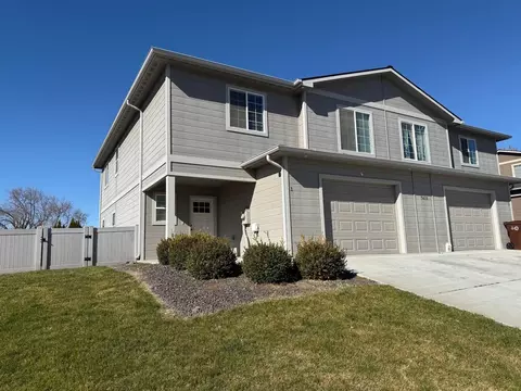 209 N 76th Ave #1, Yakima, WA 98908