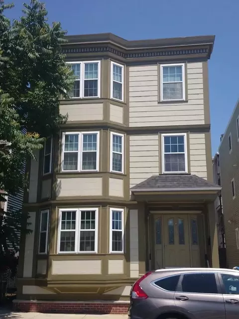 732 E 6th St #1, Boston, MA 02127