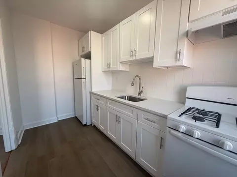 Undisclosed, New York, NY 10460