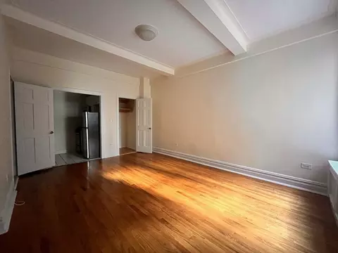 166 2nd Ave #3G, New York, NY 10003