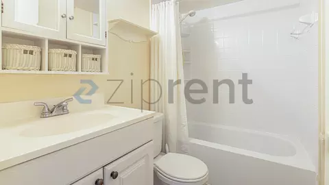 5755 Peregrine Ave, Orlando, FL 32819