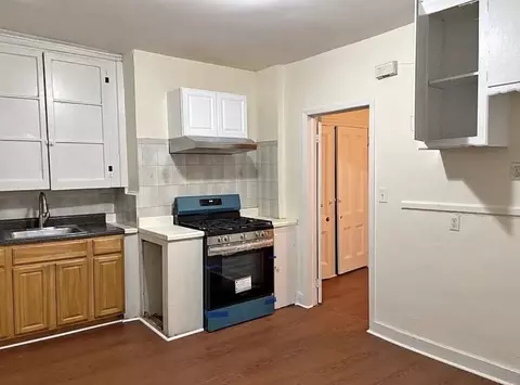 23 12 Merchant St #1, Newark, NJ 07105