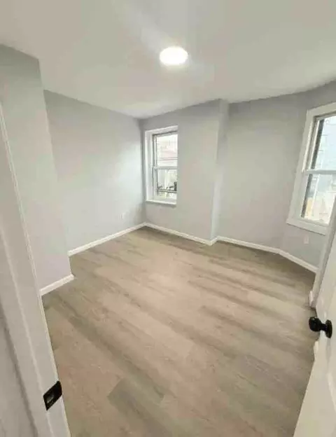 504 S Orange Ave #B, Newark, NJ 07103