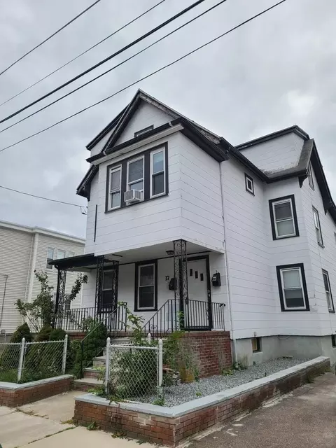 17 Stearns St #B, Malden, MA 02148